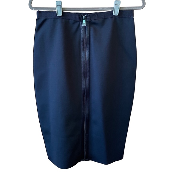 Banana Republic Black Pencil Skirt w/ Zipper - Picture 2 of 7